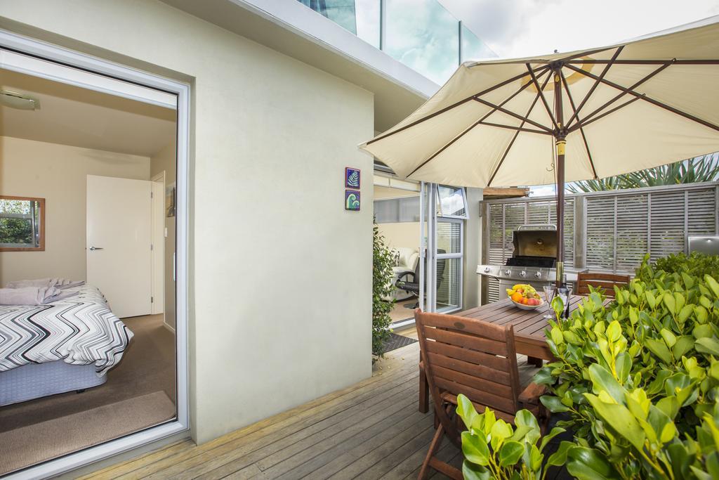 Tahi Lodge - Matakana Coast Snells Beach Esterno foto